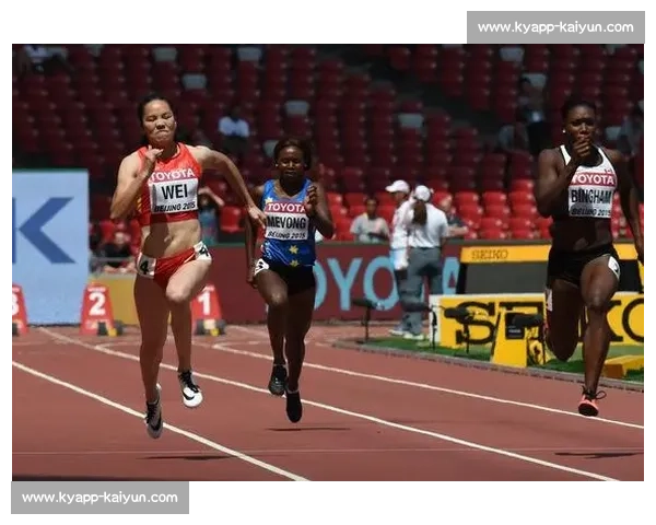 韦永丽青岛站逆风突围 半决赛 11.85 秒强势晋级决赛