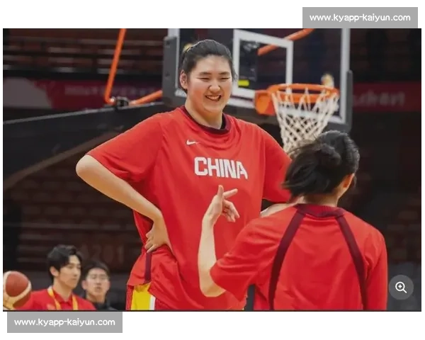山东 2 米 27 少女张子宇：中国女篮崛起的内线新核
